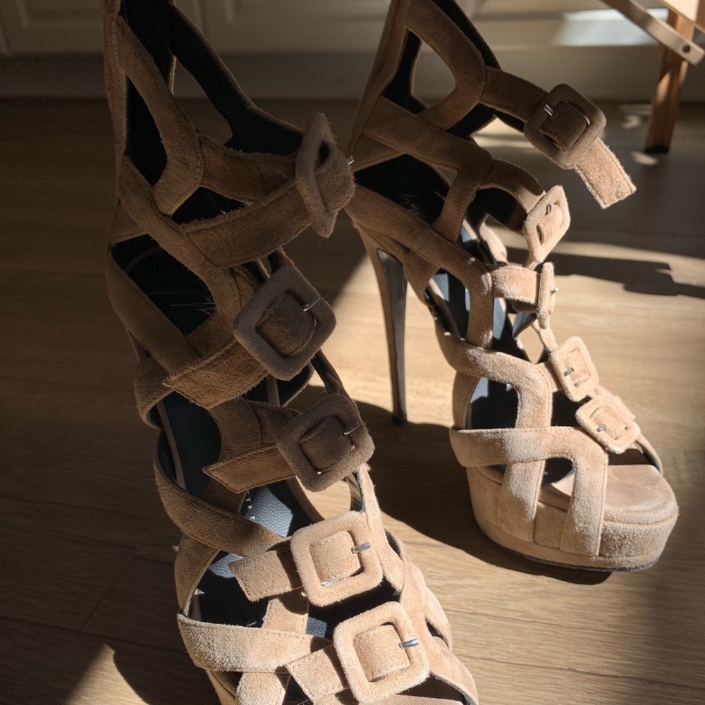 Summer stilettos